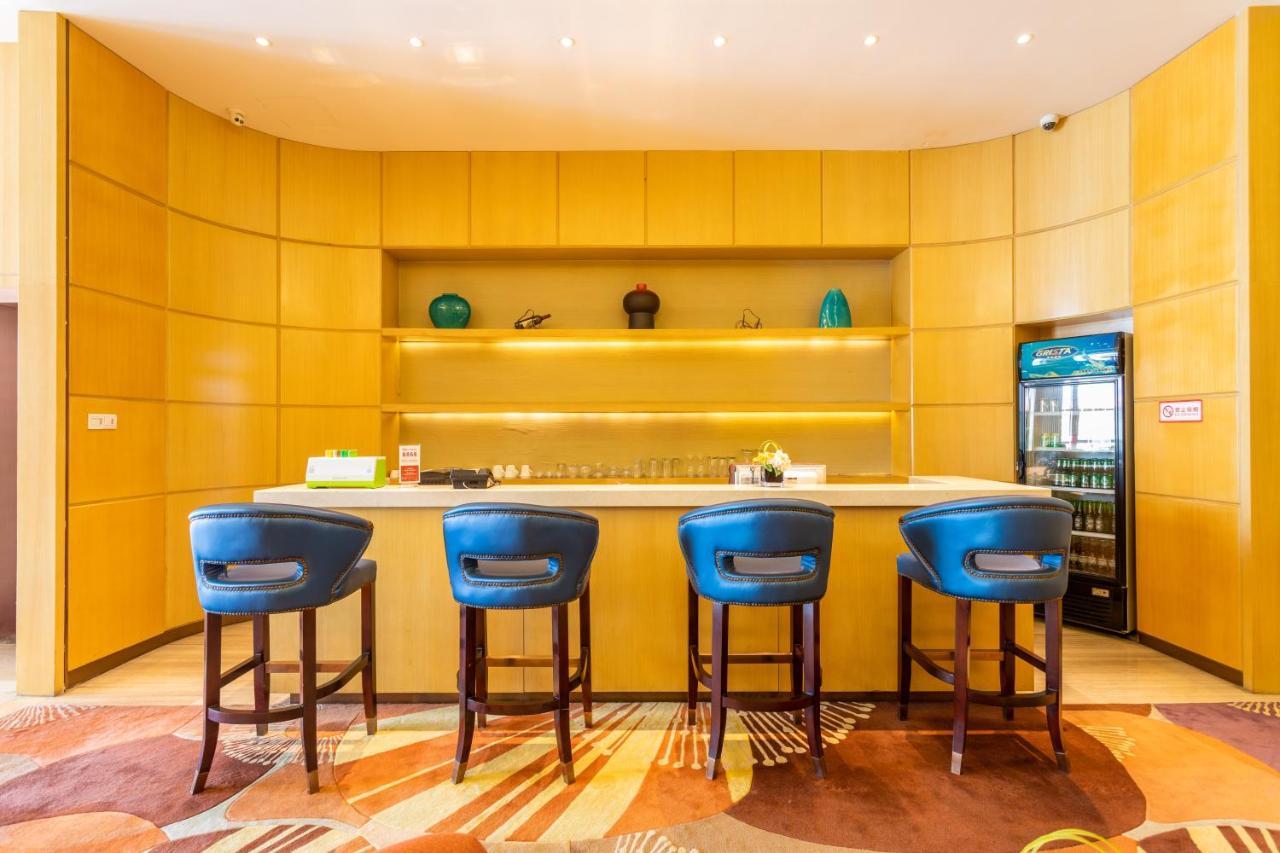 Ramada Foshan Nanhai Exteriör bild