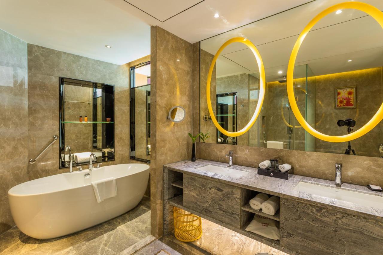 Ramada Foshan Nanhai Exteriör bild