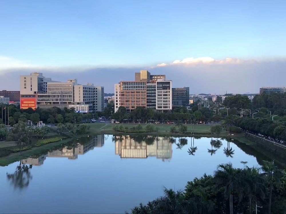 Ramada Foshan Nanhai Exteriör bild