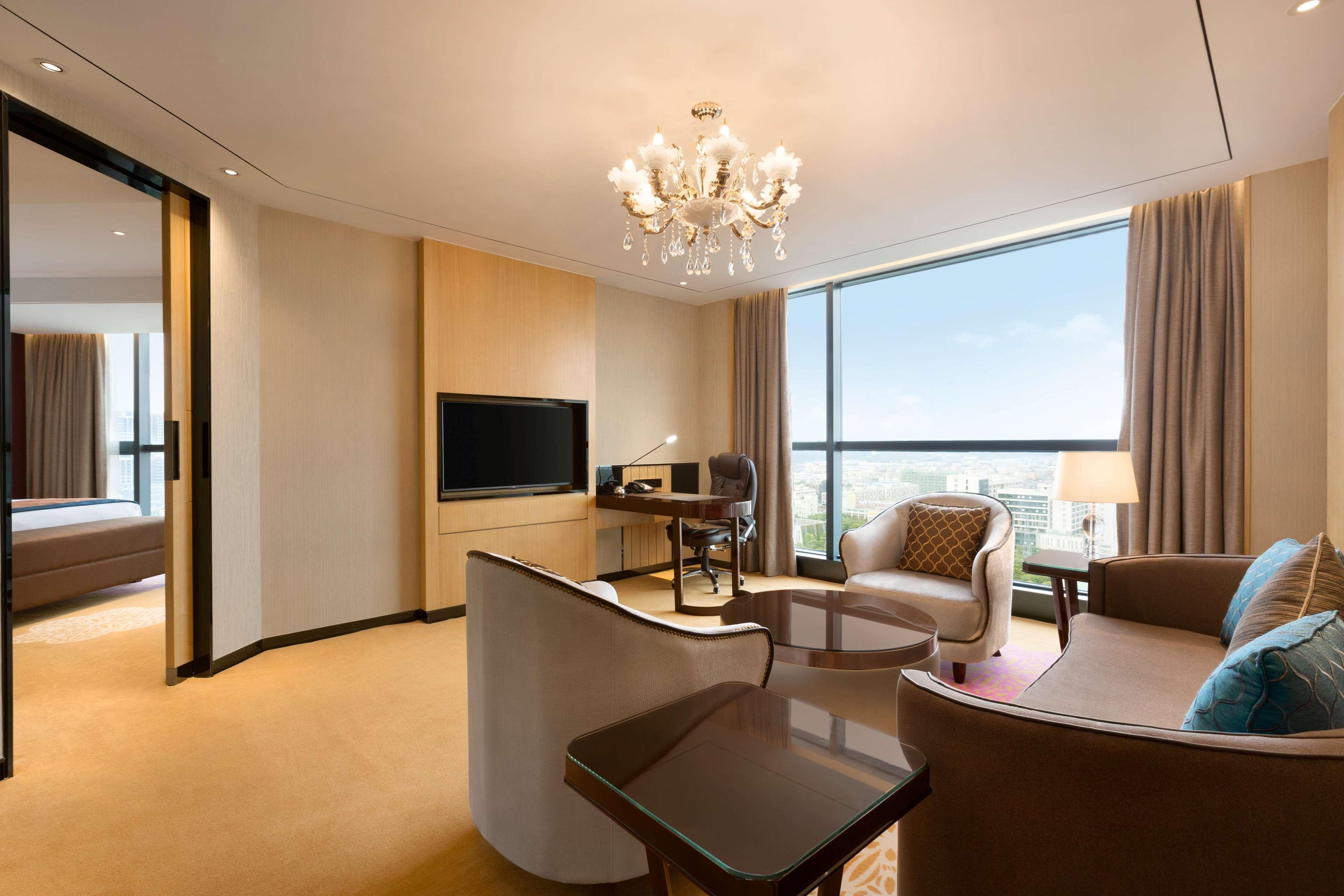 Ramada Foshan Nanhai Exteriör bild